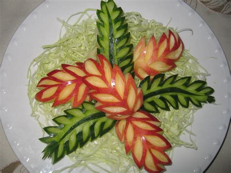 Vegetable And Fruit Carving Apple And Cucumber Leaves Carvin Flickr