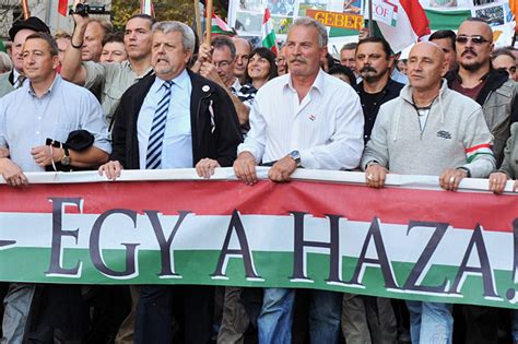 Pataky attila a fiára, pataky gergőre hagy mindent, ami az eddával kapcsolatos. Pataky Attila: A világ vezetői lepaktáltak az űrlényekkel | 24.hu