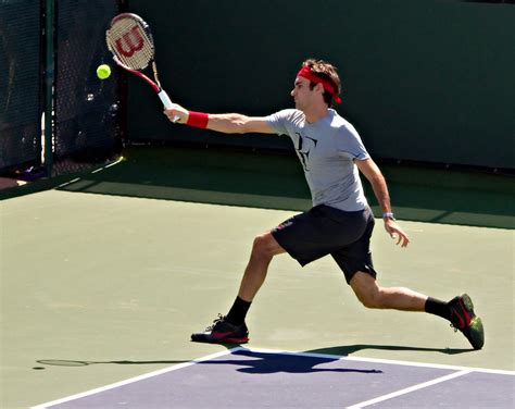 The federer forehand is a shot that's helped the swiss legend win 17 grand slams and dominate the sport like no other player before him. Federer forehand by badchess on DeviantArt