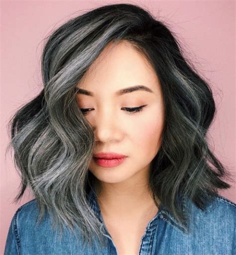 Take 1 gram black pepper and grind it well and make the fine powder, now mix this powder with some curd, and mix well and make a fine paste. 50 Fabulous Gray Hair Styles | JULIE IL SALON