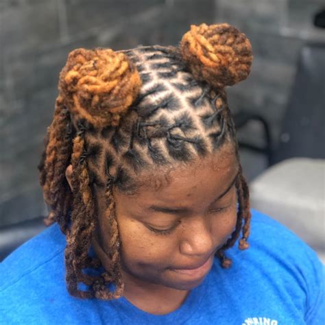 This is the simplest way to get dreads and check out how you look with all the ginger heads, style your pretty ginger hair into soft dreadlocks. Dreadlocks Styles For Ladies 2020 South Africa / Latest Soft Dreads Styles In Kenya By Black ...