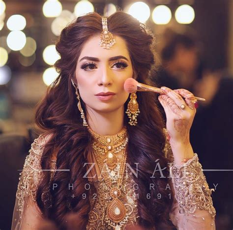 Muhammad Wasim Pakistani Brides Giving Major Bridal Hairstyle Goals Article Desc Be It The