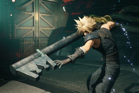 Forget The Buster Sword Now Cloud Wields The Kingdom Hearts Keyblade