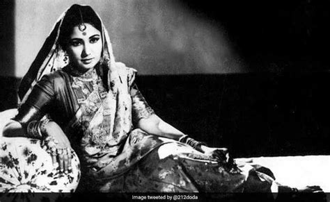 Meena Kumari 85th Birth Anniversary Tragedy Queen Life Story Bollywood