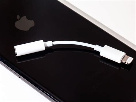 Review The Iphone 7 Headphone Dongle Business Insider