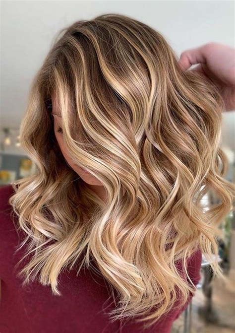 Gorgeous Golden Blonde Hair Color Trends In Year 2020 Voguetypes