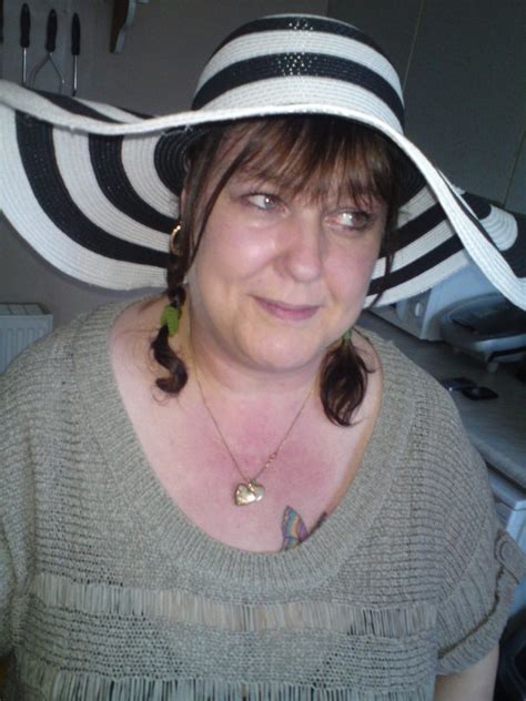 Paula L R 46 From Newcastle Upon Tyne Is A Local Granny Looking For