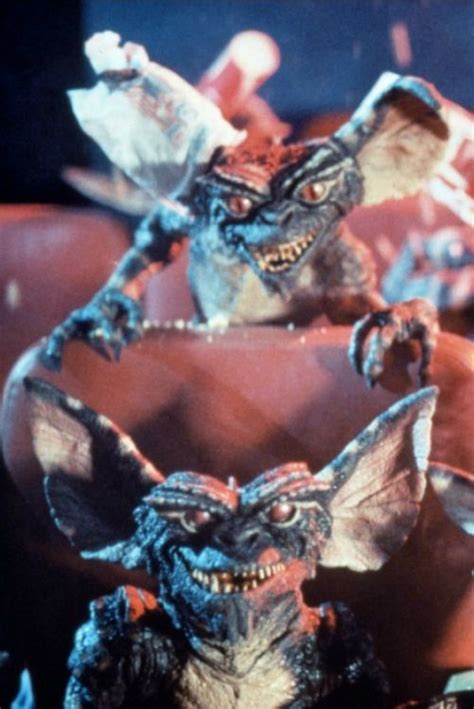 Gremlins 1984 Gremlins Scary Movies Horror Movie Posters