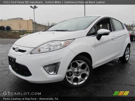 Oxford White 2011 Ford Fiesta Ses Hatchback Cashmerecharcoal Black