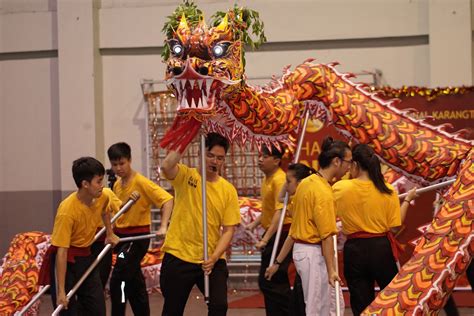 Perayaan Imlek Diwarnai Atraksi Liong Dance Dan Lontong Capg