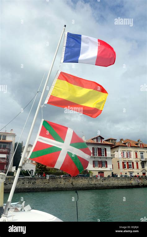 France And Spain Flag Hi Res Stock Photography And Images Alamy