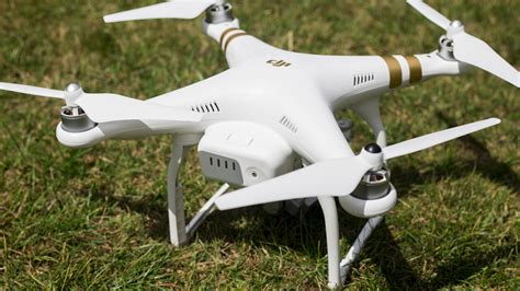 Dji Phantom 3 Professional Review Now Far Cheaper Djis Gen 3 Drone