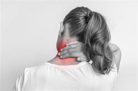 Neck Pain Causes Preventive Measures Treatments 7dmc