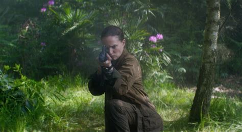 ‘annihilation Review Natalie Portman Stars In Brilliant Sci Fi Saga