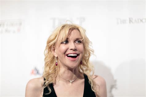 Courtney Love Wallpapers Images Photos Pictures Backgrounds