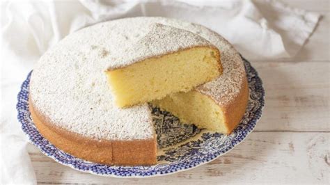 Lavoriamolo leggermente con le mani fino a formare un filoncino. MERENDINE PER BAMBINI FATTE IN CASA | Fatto in casa da ...