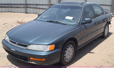 1997 Honda Accord Ex In Wichita Ks Item J6557 Sold Purple Wave