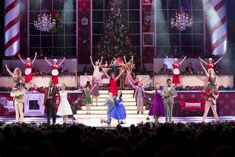 Loads Of Talent In American Music Theatres Home For The Holidays