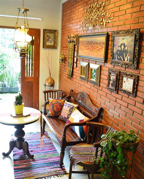Check out our indonesia home decor selection for the very best in unique or custom, handmade pieces there are 7579 indonesia home decor for sale on etsy, and they cost $27.30 on average. Inda and Sony Sulaksono's Colorful Home in Indonesia - The ...