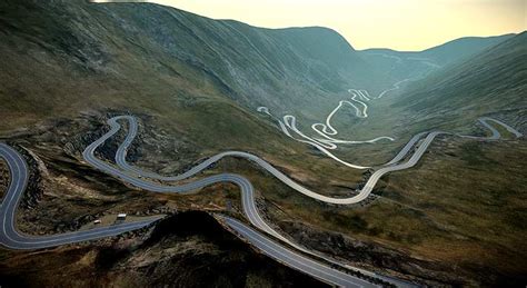 La plus belle route du monde en Roumanie La Route Transfăgăran