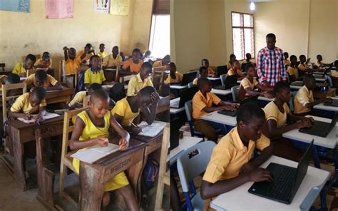 Microsoft Donates Laptops Projector And Others To Ghanaian School