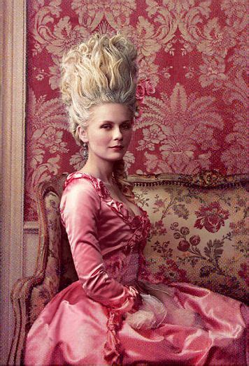 In one scene while marie antoinette is getting ready, a pair of blue converse tennis shoes are visible in the scene. Kirsten in Vogue | Marie antoinette, Kirsten dunst, Annie ...