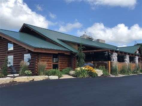 Log cabin restaurant & bakery. Log Cabin Family Restaurant - Home - Baraboo, Wisconsin ...