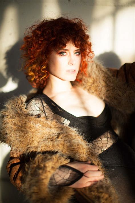 kiesza shares her new single ‘love me with your lie colorising