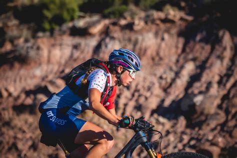 Hannah Otto Sets Fastest Known Time On Moabs Whole Enchilada Loop