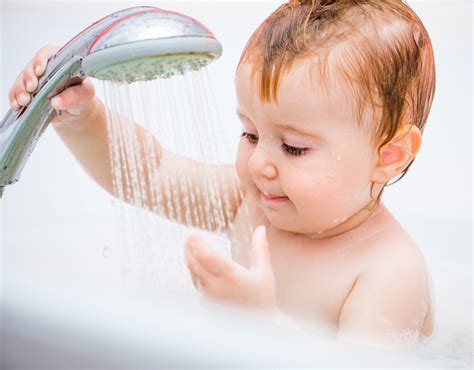 Faqs On Bathing Your Baby Babymed Com