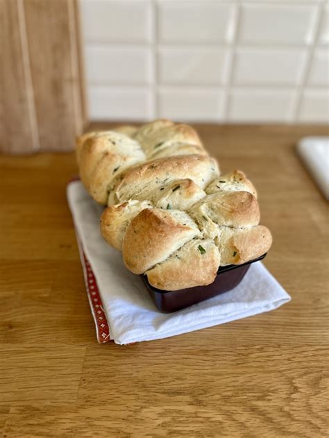 Pan Brioche Salato Alle Erbe Aromatiche Tortellini Co