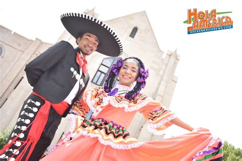 The Quad Cities Ballet Folklorico Presents Mexican Fiesta X Hola
