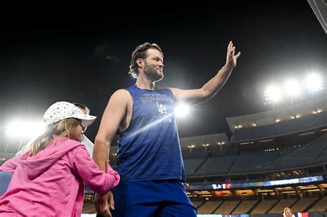 Clayton Kershaw Earns 200th Win Dodgers Celebrate With Champagne