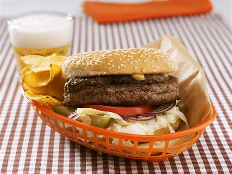 Cheddar Burgers With Homemade Chips Recipe Eat Smarter USA