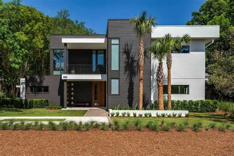 Modern Florida Home Is A Stunning Retreat Among The Wetlands