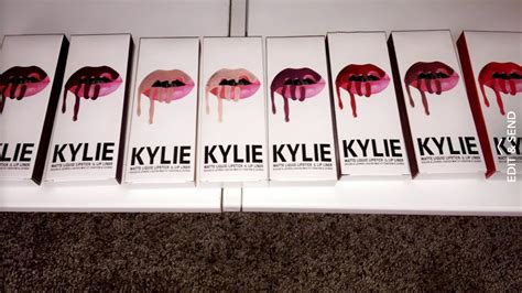 Kylie Jenner Lipstick Review Youtube