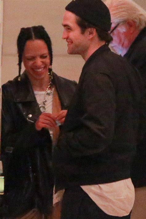 Still Going Strong Robert Pattinson And Fka Twigs Crack Each Other Up In La Twilight Cast The
