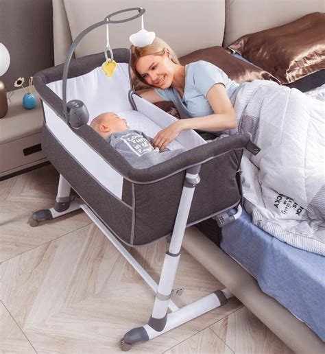 Premium Baby Bassinet Bedside Sleeper Crib Bassinet Raglis