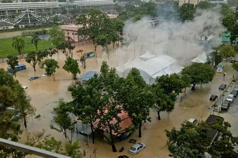 Banjir di jakarta menyebabkan sejumlah perjalanan kereta api ke semarang dan daerah lain mengalami gangguan. Info Terkini Banjir Di Pulau Pinang 15 September 2017