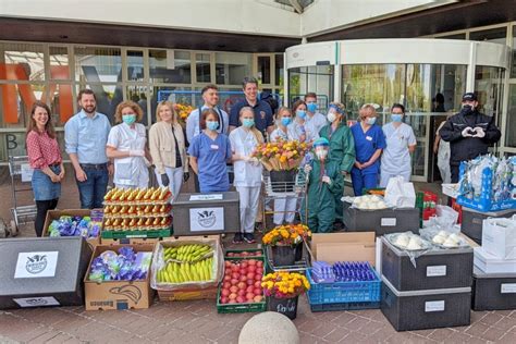 Julia zeigt euch wie es geht. Danke an alle Pfleger! - EDEKA Fitterer