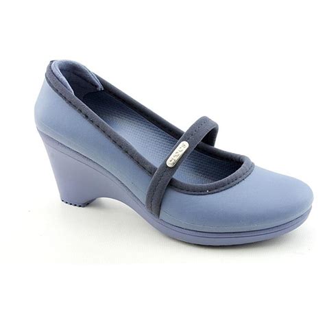 Crocs Womens Casey Blue Dress Shoes Size 4 14300755 Overstock