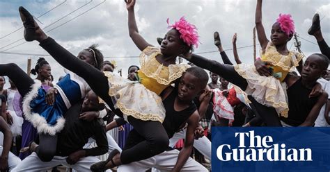 Nairobi Dancers And Roman Santas The Best Photos Of The Weekend News