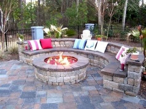 55 Awesome Backyard Fire Pit Ideas For Comfortable Relax 17
