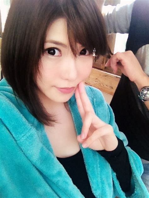 Adult Star In The World Japanes Av Porn Star Akane Miduki With Cute Pose
