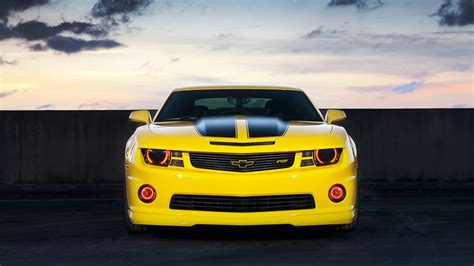 Download 3840x2160 Chevrolet Camaro Muscle Cars Yellow Front View