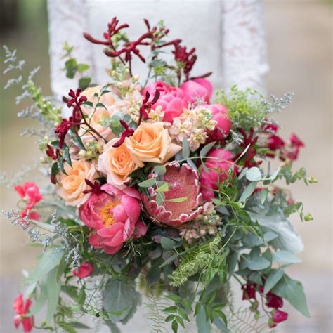 Insanely Stunning Spring Wedding Bouquets Fall Wedding