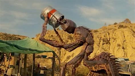 Beer Loving Giant Ants Terrorize Teens In Trailer For It Came From The Desert Beer Loving Giant