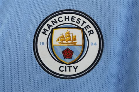 Manchester City Signs Its First Fifa Esports Player Aivanet