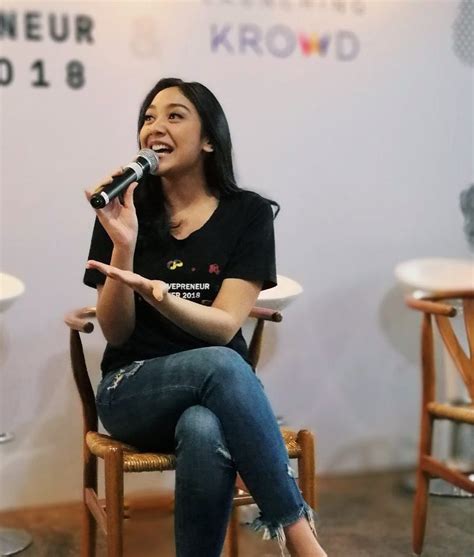 Fakta Foto Profil Putri Tanjung Yang Resmi Jadi Staf Khusus Presiden