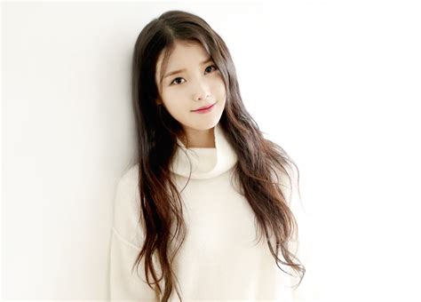 Iu Opens Up About What Her Previous Album “chat Shire” Means To Her Soompi